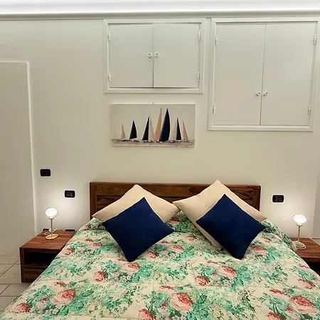 Apartamento 15mt Dal Mare Grazioso Bilocale Sul Budello A-c