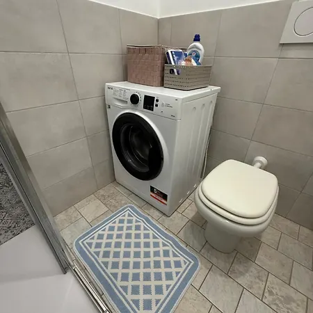 15mt Dal Mare Grazioso Bilocale Sul Budello A-c Apartmán