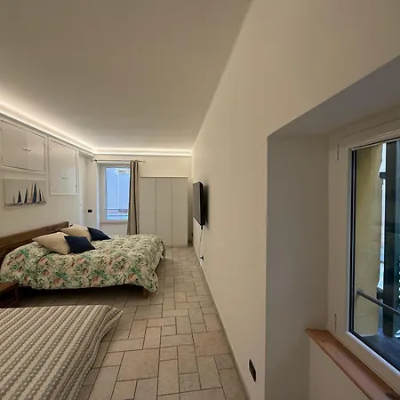 15mt Dal Mare Grazioso Bilocale Sul Budello A-c Apartmán *